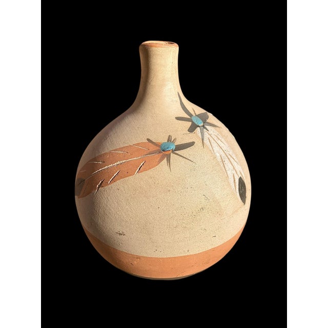 Vintage Southwestern Pueblo Handmade Pottery Vase by Betty Selby, Native American Art For Sale In Charleston - Image 6 of 9