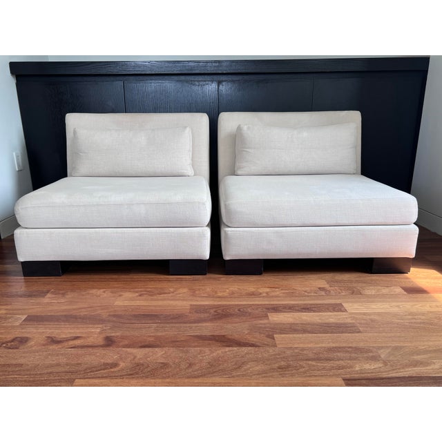 Modern Pair of Armani Casa "London" Slipper Chairs – Italian Modern by Giorgio Armani For Sale - Image 3 of 9