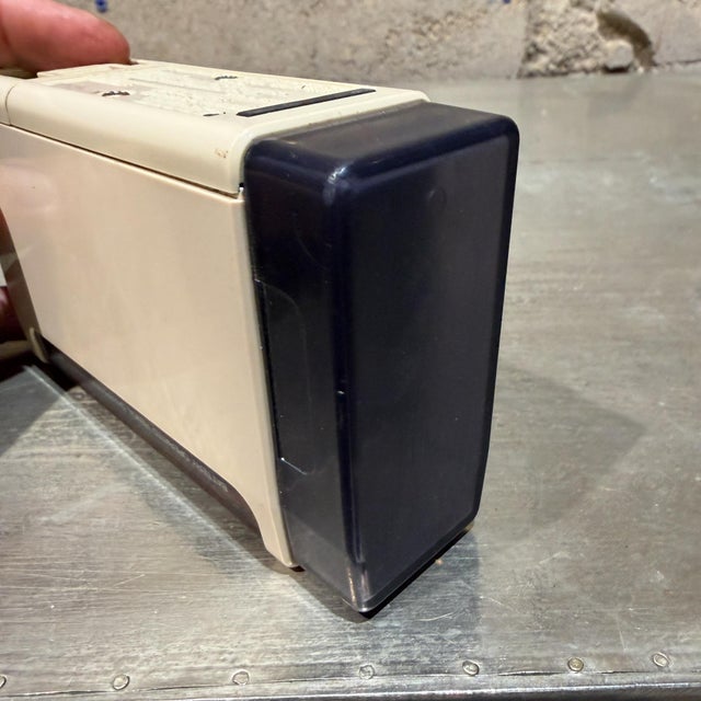 Mid Century Modern Panasonic Kp-2a Battery-Operated Pencil Sharpener For Sale - Image 12 of 14