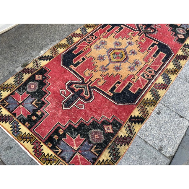 Red Vintage Handmade Turkish Wool Rug - 4′2″ × 8′7″ For Sale - Image 8 of 11