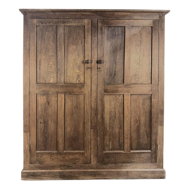 Early 20th Century English Antique Large Oak Housekeeper's Cupboard (Armoire) For Sale