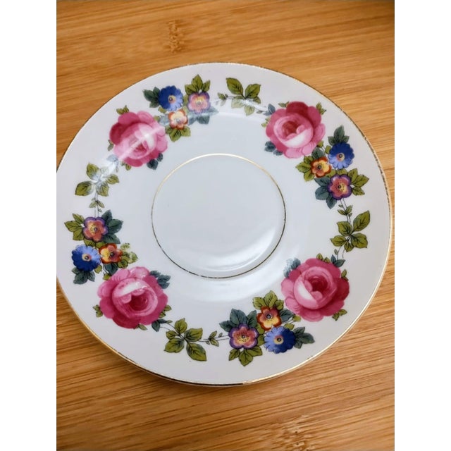 1930s 1930s Royal Albert With a Teacup and a Saucer Tea Set For Sale - Image 5 of 6