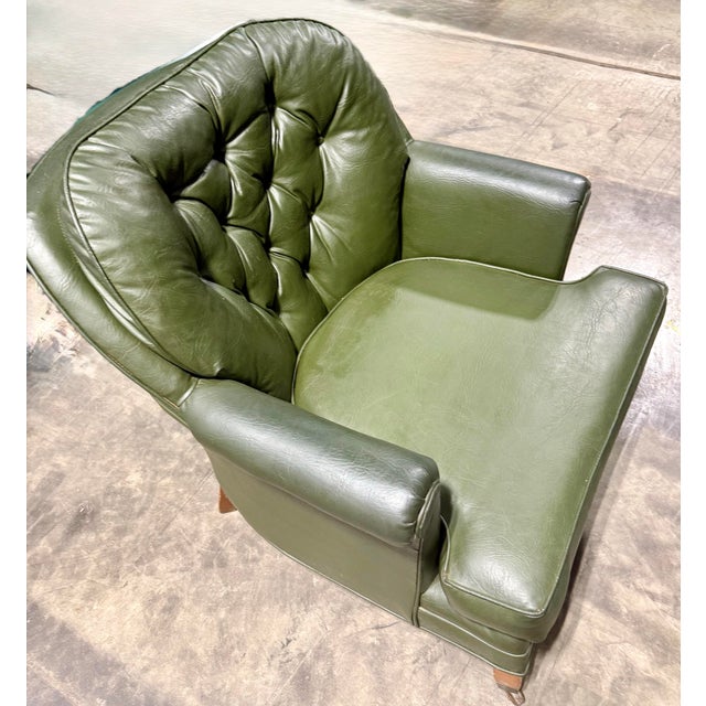 This beautiful vintage chair provides a sturdy build with a sophisticated, timeless aesthetic suitable for traditional or...