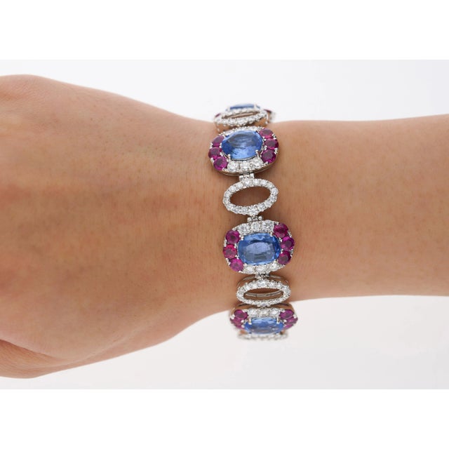 Blue Grs Certified 41.17 Cttw Sri Lanka No Heat Blue Sapphire Bracelet With Diamonds For Sale - Image 8 of 12