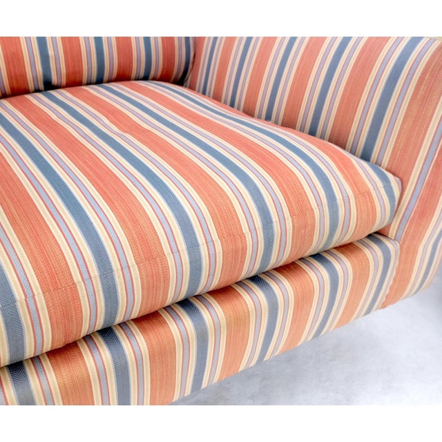 Pair Mid Century Modern Lucite Base Floating Lounge Club Chairs For Sale - Image 12 of 18