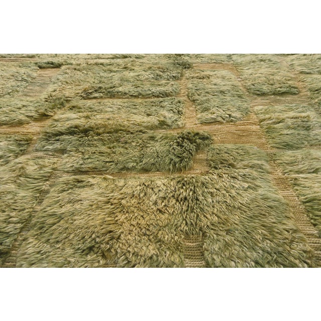 Early 21st Century Contemporary Beni Mrirt Moroccan Rug, 06'06 X 09'10 For Sale - Image 5 of 10