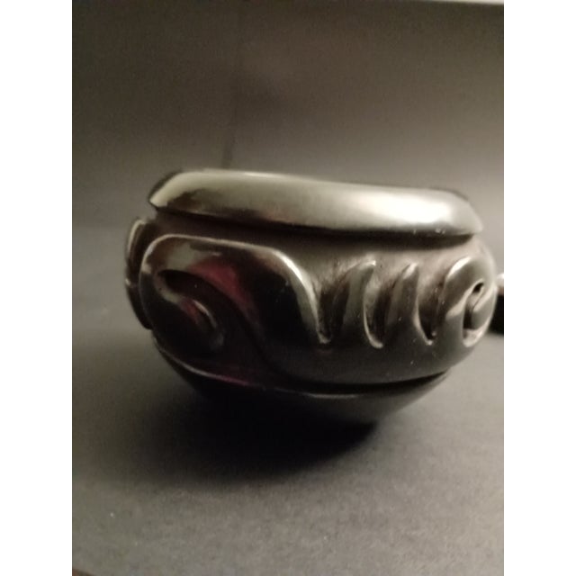 Native American Black Santa Clara Pueblo Clay Pot (1999) by Vickie Martinez For Sale - Image 11 of 11