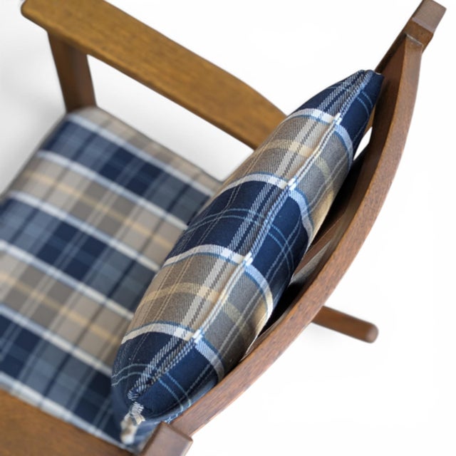 Early 20th Century Antique Oregon Chair Co. Mission Oak Rocking Chair, Early 20th Century For Sale - Image 5 of 17