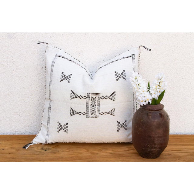 White Frost White Cactus Silk Moroccan Pillow For Sale - Image 8 of 8