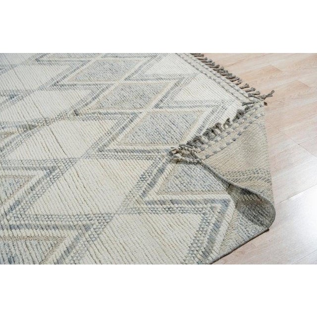 Contemporary 6x9 Ivory Hand-Knotted Wool Diamond Cascade Geometric Modern Carpet Rug For Sale - Image 3 of 6