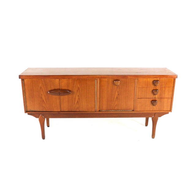 Oxspring Sideboard from Jentique, 1960s For Sale - Image 3 of 11