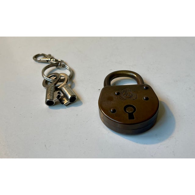 German Tri-Lock Padlock in Brass, 1940s For Sale - Image 6 of 9