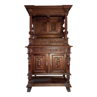 **Rare Antique Masterpiece**Renaissance Revival Sideboard in Solid Walnut*Carved Lions and Griffins** For Sale