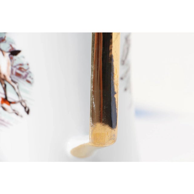 White 1970s Vista Alegre Portugal Porcelain Coffee Pot Depicting a Fox Hunting Scene For Sale - Image 8 of 13