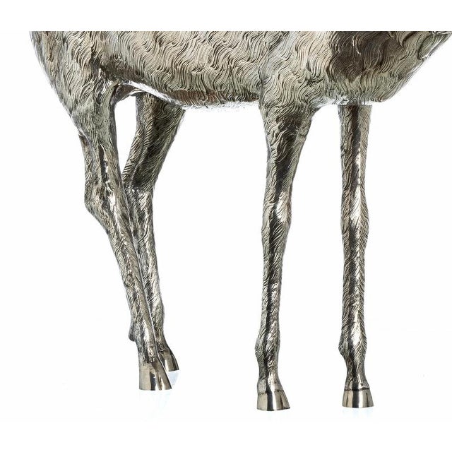 Stunning large silver deer sculpture 20th century portuguese in 925% relief silver, perfect size, with house marks approx....