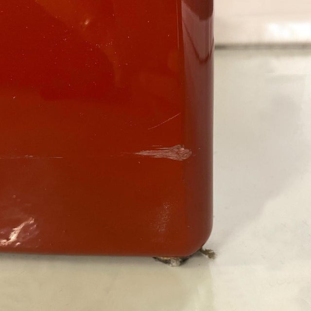 Italian Modern Red Lacquered Wood and Metal Bed by Takahama for Simon Gavina, 1970s For Sale - Image 14 of 18