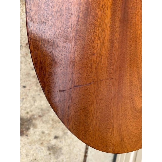 Antique 19th Century American Hepplewhite Style Spider Leg Tilt-Top Table For Sale - Image 10 of 11