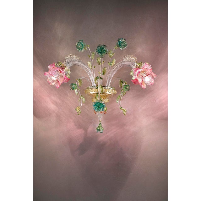 2020s Classical Luxury Venetian Pink and Green Floreal Murano Glass Wall Sconce For Sale - Image 5 of 5