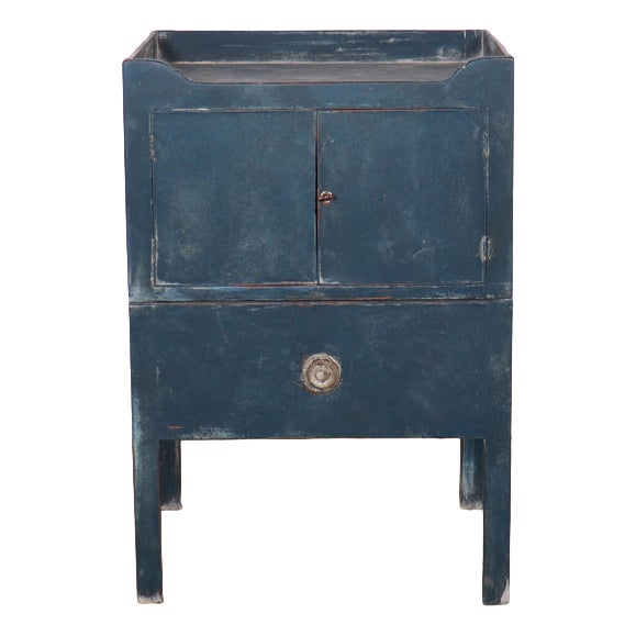 English Tray Topped Bedside Cabinet For Sale