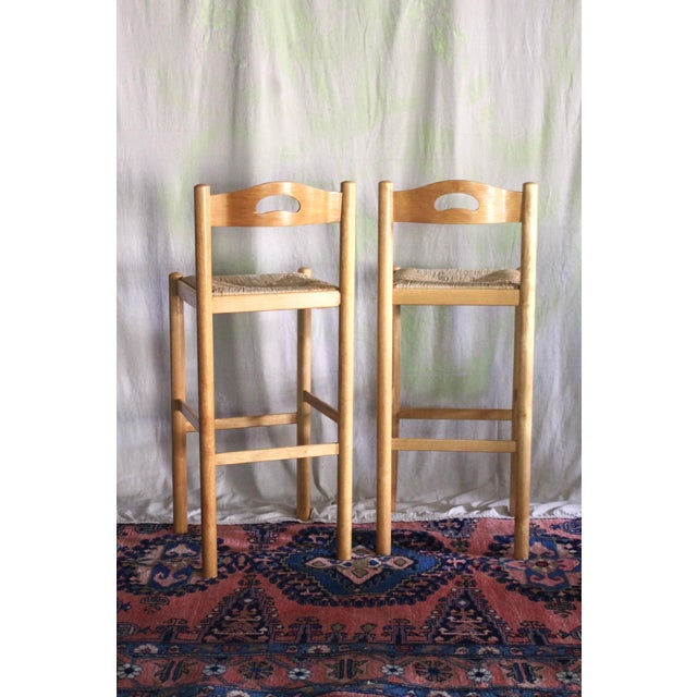 Mid-Century Modern Set of 2 Lowenstein Style Stools With Woven Rush Seats and Handles For Sale - Image 3 of 9