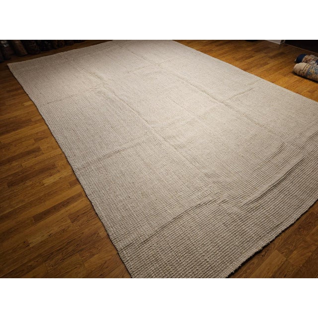 Oversize Handwoven Jute Rug, Light Ivory, Braided Texture, India For Sale In Chicago - Image 6 of 9