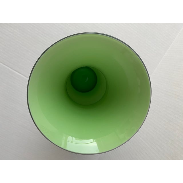 Vintage Salviati Murano Glass Vase, Green-Gray, Luminescent, Italian Murano, 20th Century, Rare Collectible For Sale In Chicago - Image 6 of 10