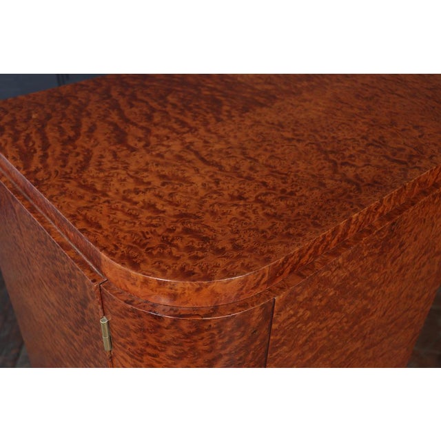 French Art Deco Burr Thuya Display Sideboard, 1925 For Sale - Image 6 of 16
