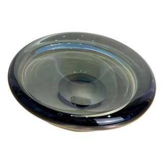 Vintage Twilight Blue Elliptic Bowl by Vicke Lindstrand for Kosta, 1960s For Sale
