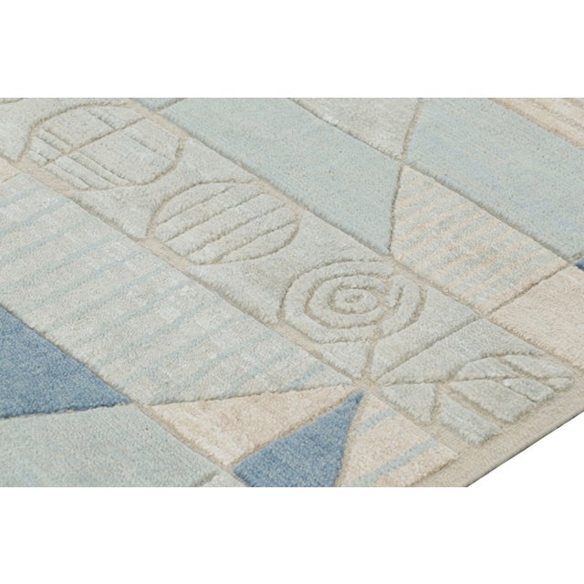Rug & Kilim’s Scandinavian Style Rug in Cream & Blue High-Low Geometric Pattern For Sale In New York - Image 6 of 7