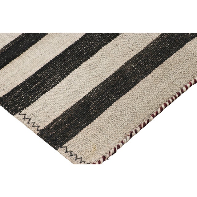 Vintage Jajim Qashqai Persian Kilim With Black and Off-White Stripes - Rug & Kilim For Sale In New York - Image 6 of 7