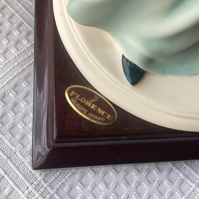 Cream VTG Giuseppe Armani Figurines “Stolen Kiss” 1550c Florence Italy For Sale - Image 8 of 12