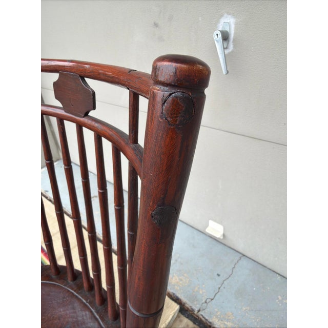 Antique Pennsylvania Butterfly & Birdcage Back Windsor Armchair, Circa 1810-1820 For Sale - Image 4 of 18
