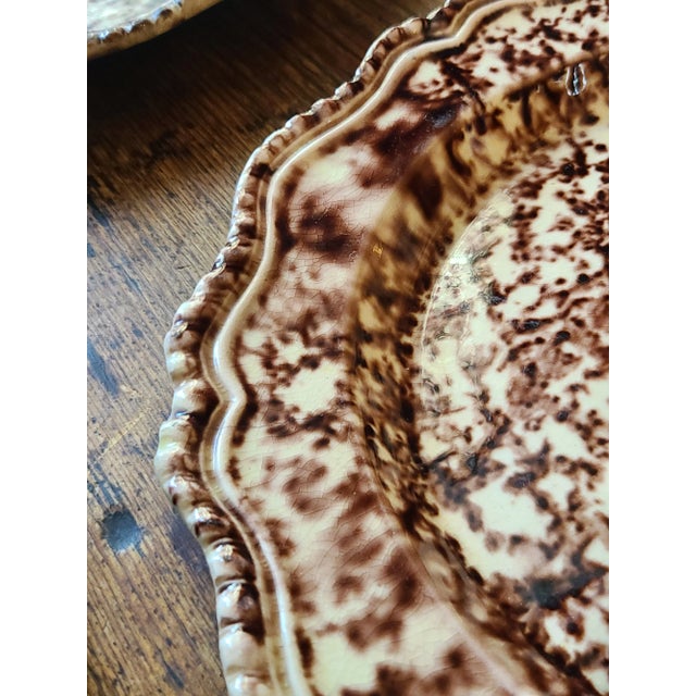 Set of Seven 18th Century Whieldon Tortoiseshell Plates For Sale - Image 10 of 12