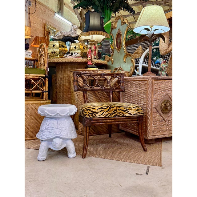 Monumental White Terra Cotta Turtle Garden Stool / Sculptural Side Table For Sale - Image 12 of 12