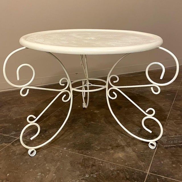 French Mid-Century French Wrought Iron 6-Piece Garden Salon Set For Sale - Image 3 of 18
