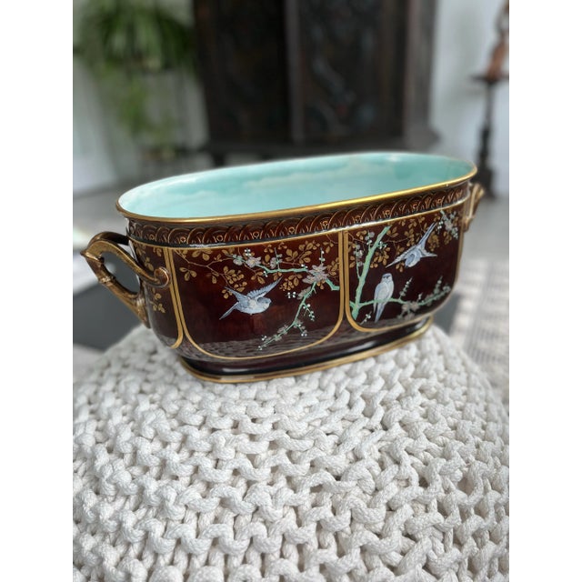 1800s French Choisy Le Roi Jardiniere With Hand-Painted Birds, Botanicals, and Gilt Detail For Sale In Houston - Image 6 of 12