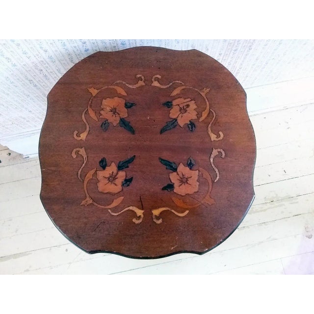 Early 20th Century Antique French Louis XV-style Carved Walnut Tables With Satinwood Inlay - Set of 3 For Sale - Image 9 of 11