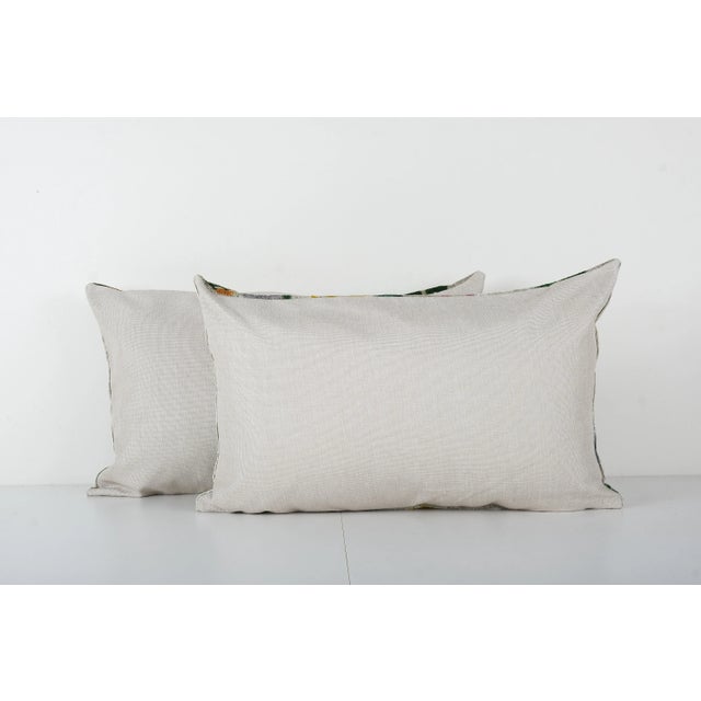 Floral Velvet Pillow Cover - A Pair For Sale - Image 4 of 4