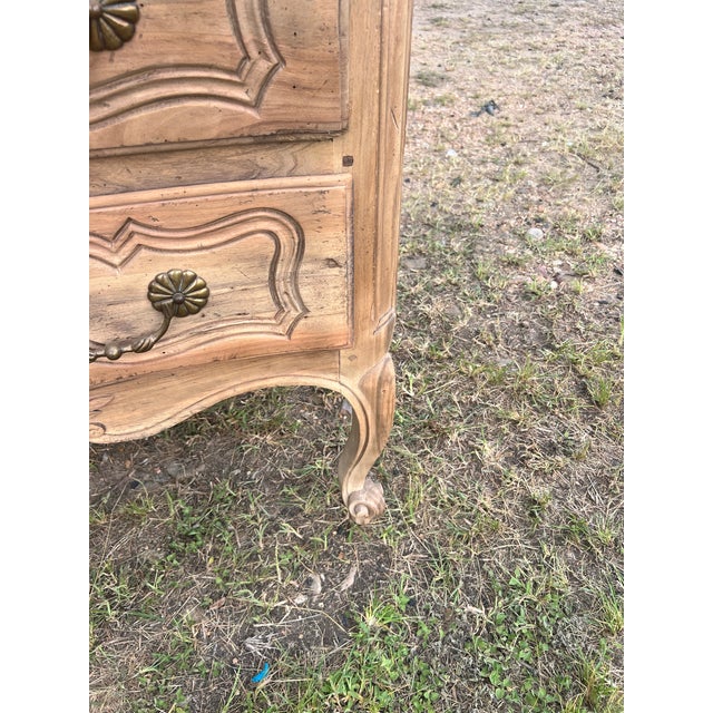 French 19th Century Louis XV Provincial Bleached Chest of Drawers / Commode For Sale - Image 9 of 12