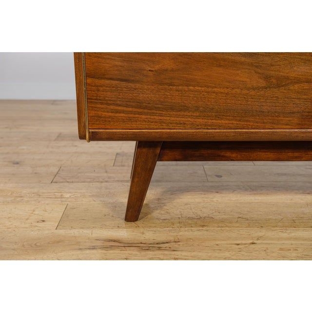 Mid-Century Model U391 Bar Cabinet by Bohumil Landsman for Jitona, Former Czechoslovakia, 1960s For Sale - Image 13 of 15