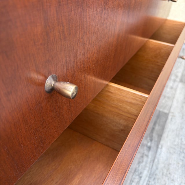 Refinished Mid Century Modern Chest of Drawers by John Stuart. Circa 1960s. For Sale - Image 9 of 18