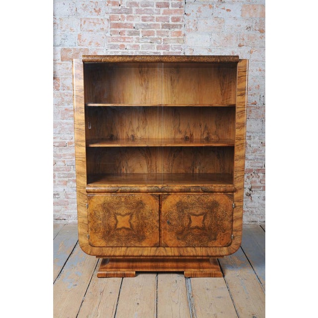 Art Deco Showcase in Walnut by J. Halabala for Up Závody, Czech, 1920s For Sale - Image 12 of 18