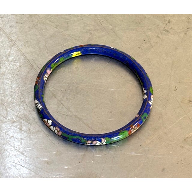 Blue Floral Cloisonne' Bangle Bracelet For Sale - Image 4 of 4