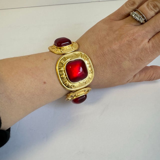 Metal Chanel Red Gripoix Cabachon Glass Bracelet Vintage Gold Tone Cuff For Sale - Image 7 of 11
