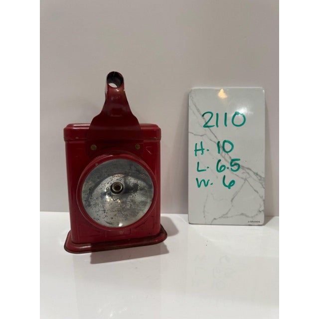 Vintage Lightmaster Lantern Searchlight Red Metal No 20-4803 For Sale In Atlanta - Image 6 of 6