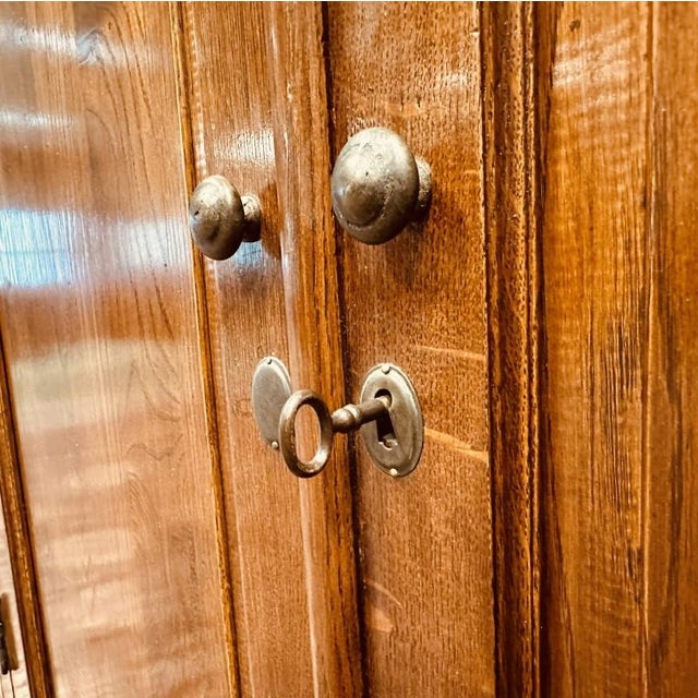 English Cabinet in Oak For Sale - Image 18 of 18