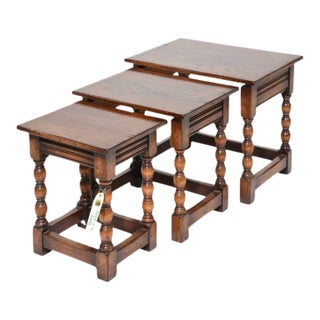 Antique British Oak Nest of Three Tables, Early 20th Century For Sale
