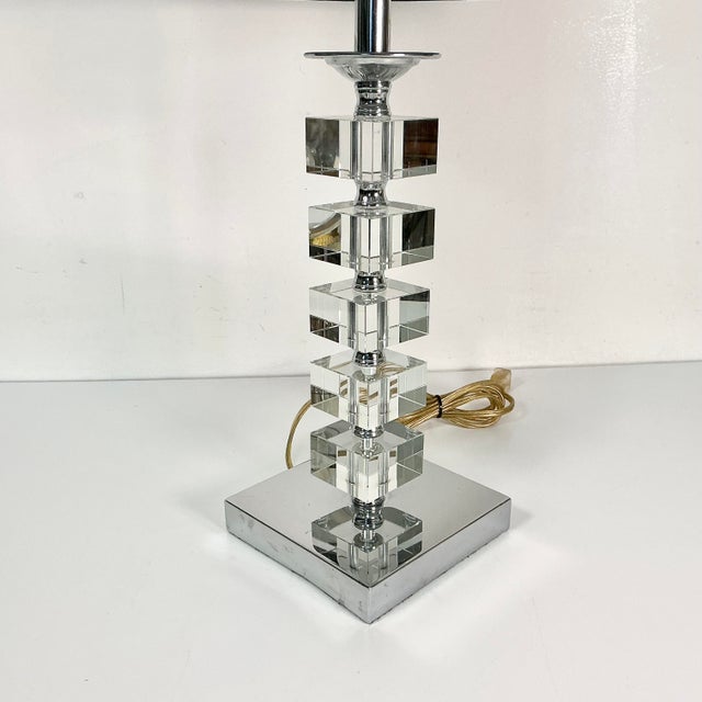 1970s Vintage Contemporary Modern Stacking Square Lucite Cubes Table Lamp For Sale - Image 11 of 16
