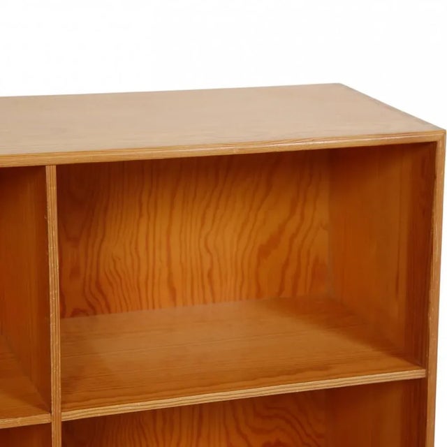 Vintage Bookcase in Pine by Mogens Koch, 1980s For Sale - Image 3 of 18