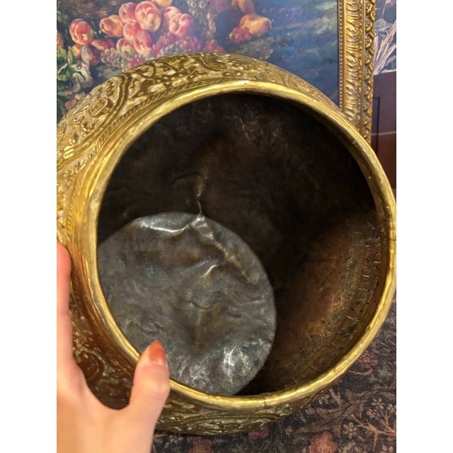 Antique 19th Century Islamic Revival Brass Vessel | Egyptian Mamluk Style Repoussé Bowl | Sphinx Court Scenes 16” [Cm] For Sale - Image 4 of 12